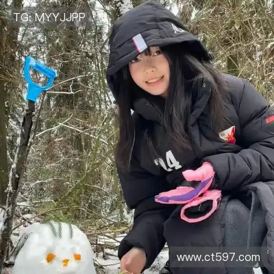 葛昀
