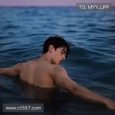 华熙皎